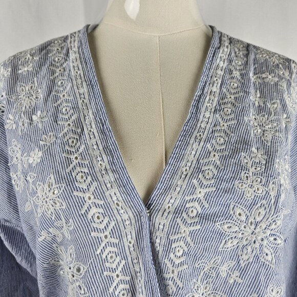 Chloe & Katie Blue Medium Striped Boho  Cottagecore Embroidered Wrap Top - Picture 2 of 10